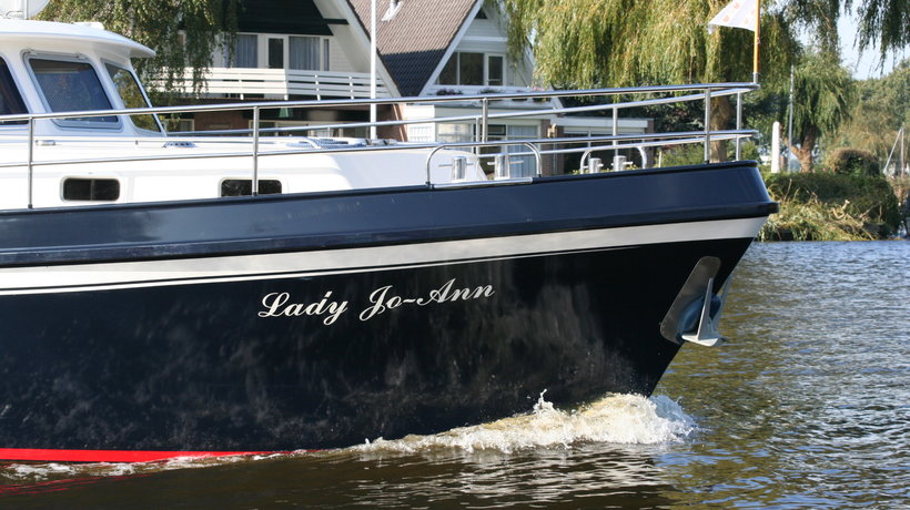 Motorboot Jo-Ann met vier vaste slaapplaatsen
